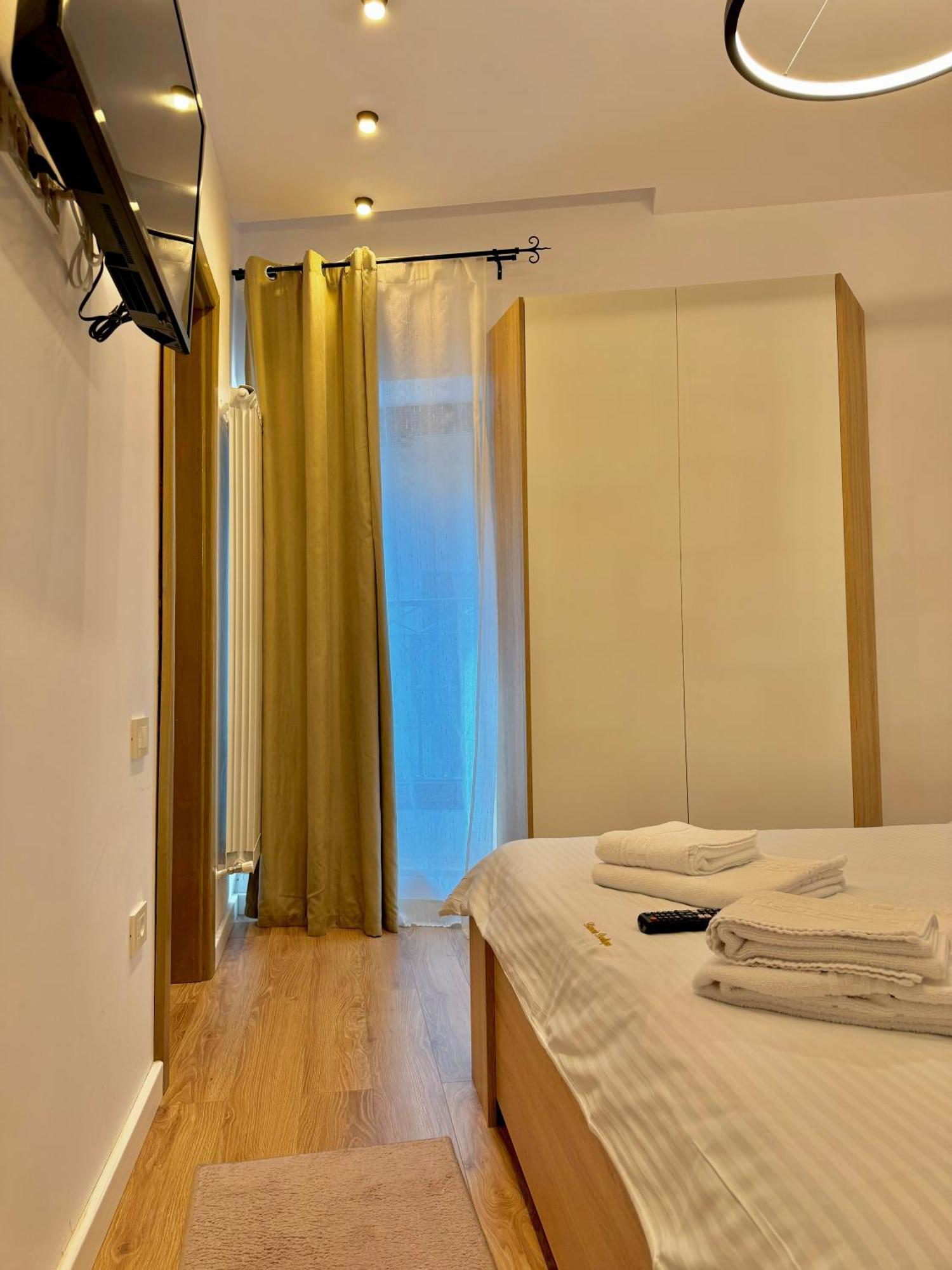 Ferienwohnung Blancris Boutique Brașov Exterior foto
